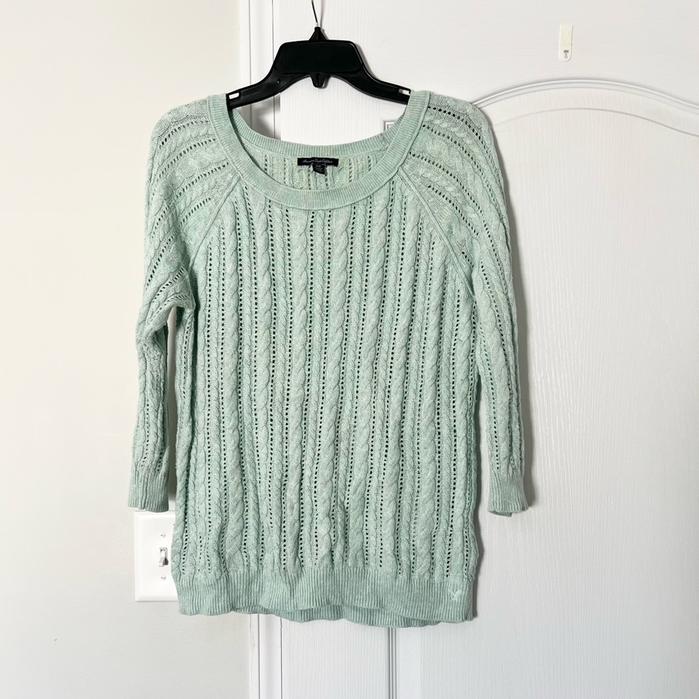 American Eagle Outfitters | light green long sleeve sweater - M